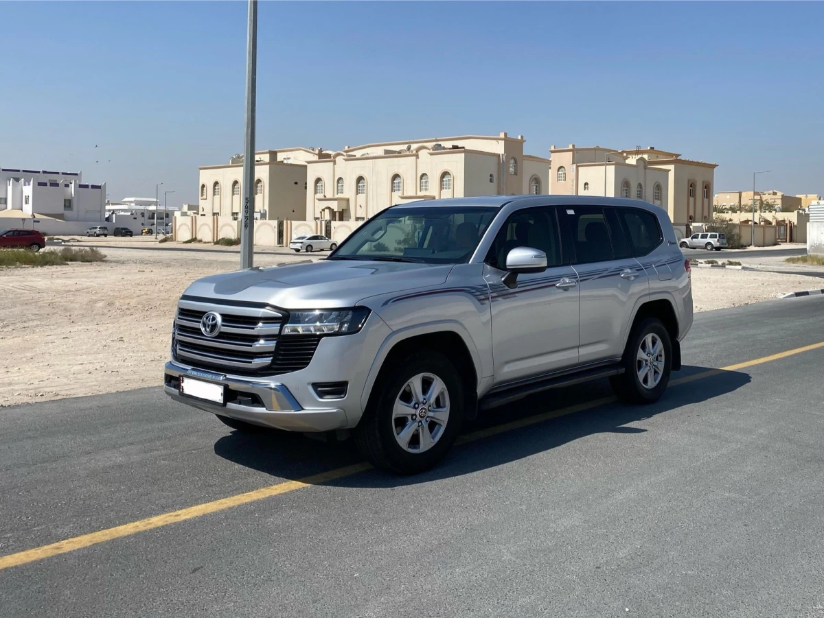 Toyota Land Cruiser GXR v6 2022