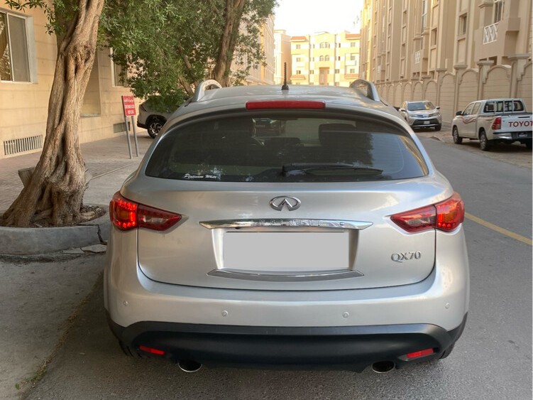 Infiniti Q70 2016 - Image 4