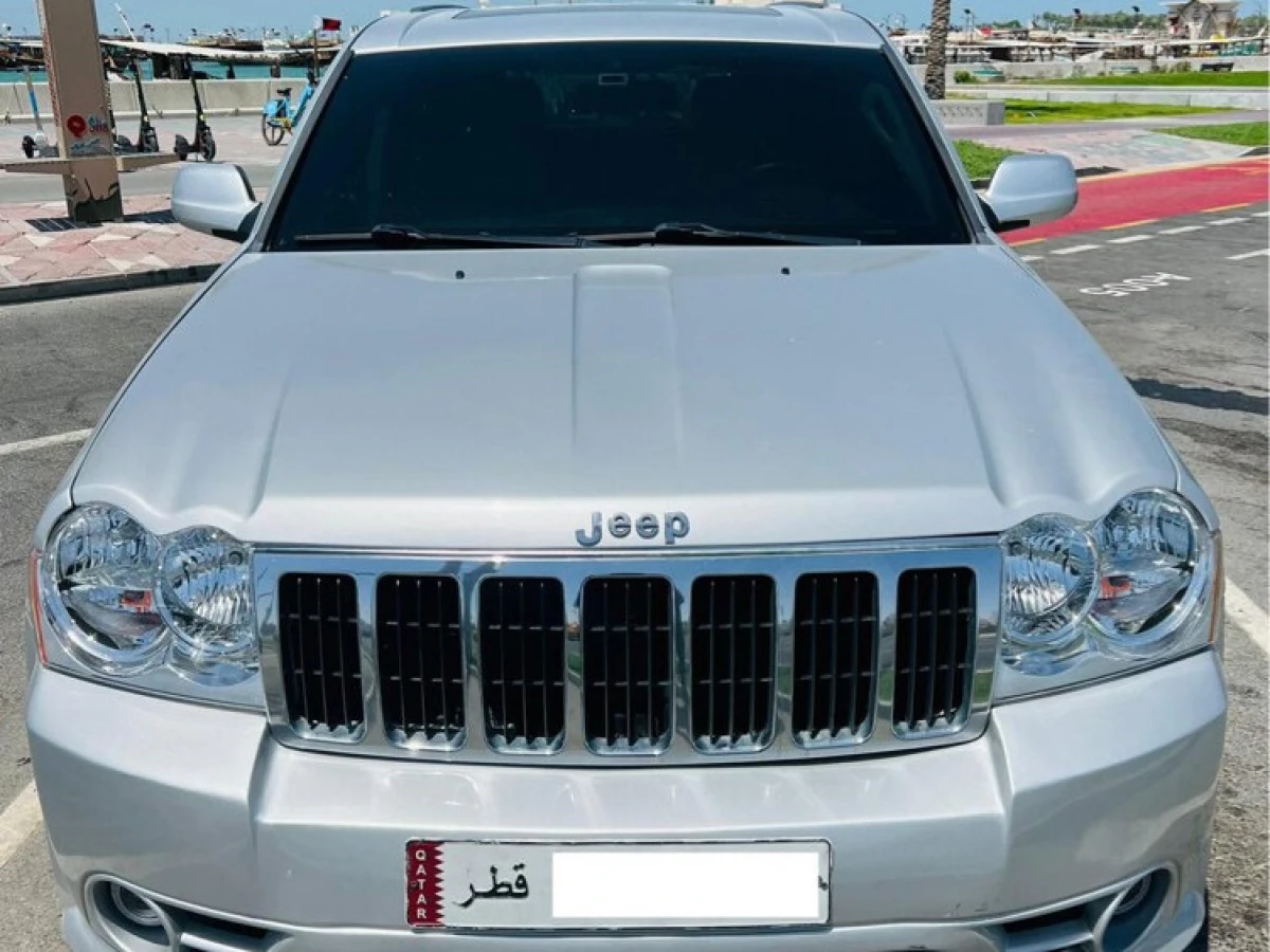 Jeep Grand Cherokee SRT-8 2006