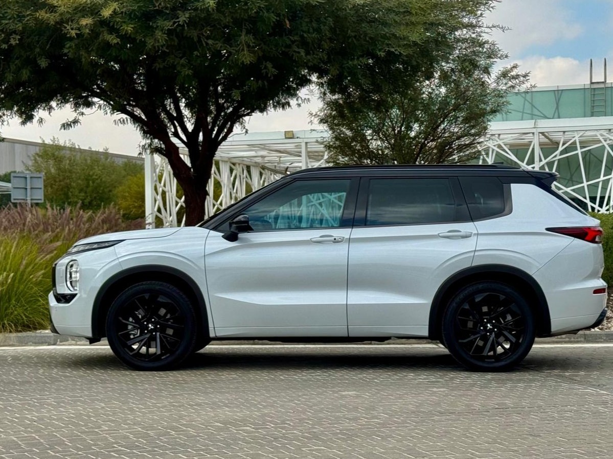 Mitsubishi Outlander 2025 - Image 2