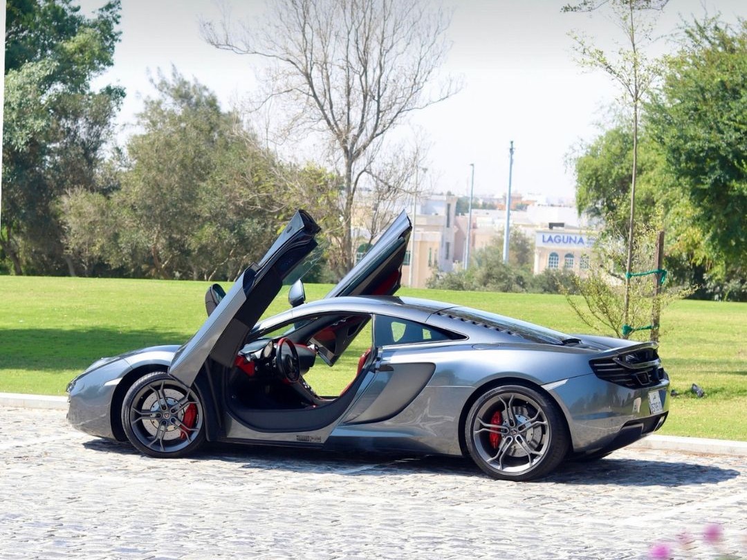 McLaren MP4_C12 2013 - Image 4