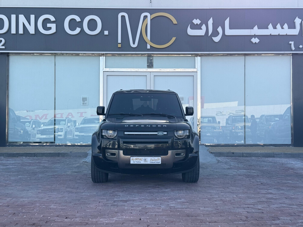 Land Rover Defender 110 3.0i6 X-Dynamic SE 2023 - Image 2