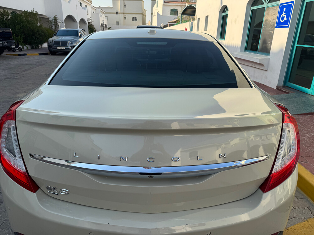 Lincoln MKS 2015 - Image 4