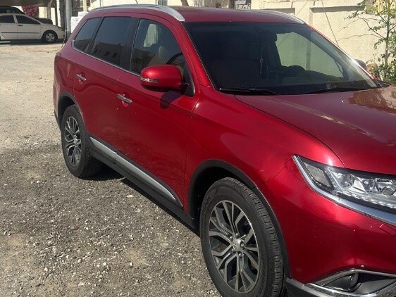 Mitsubishi Outlander 2016 - Image 2