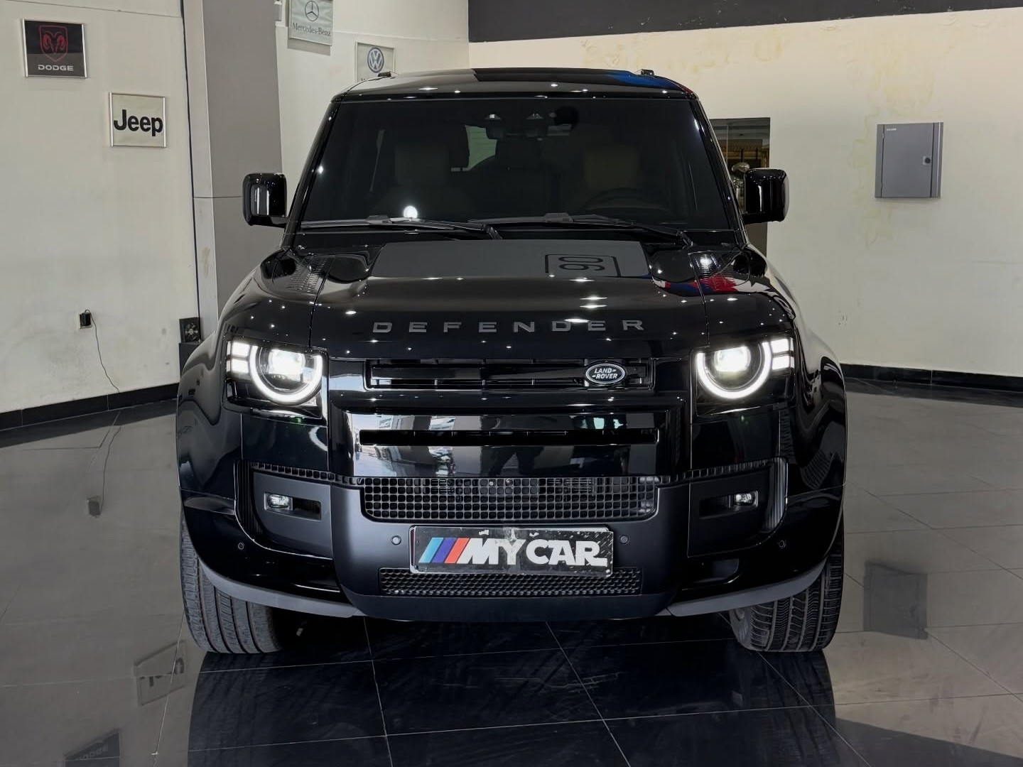 Land Rover Defender 90 3.0i6 X-Dynamic HSE 2025