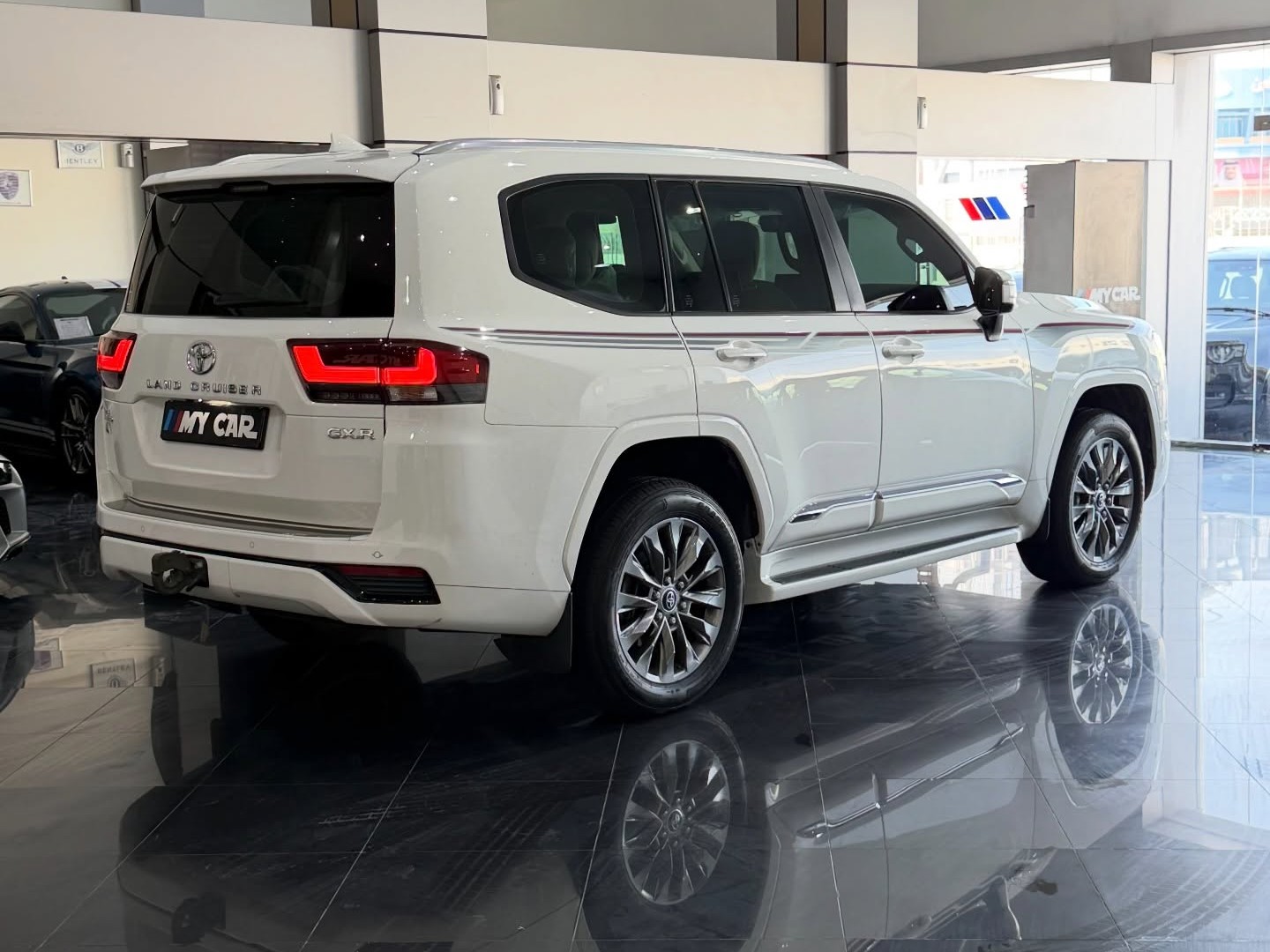 Toyota Land Cruiser GXR Twin Turbo 2023 - Image 4