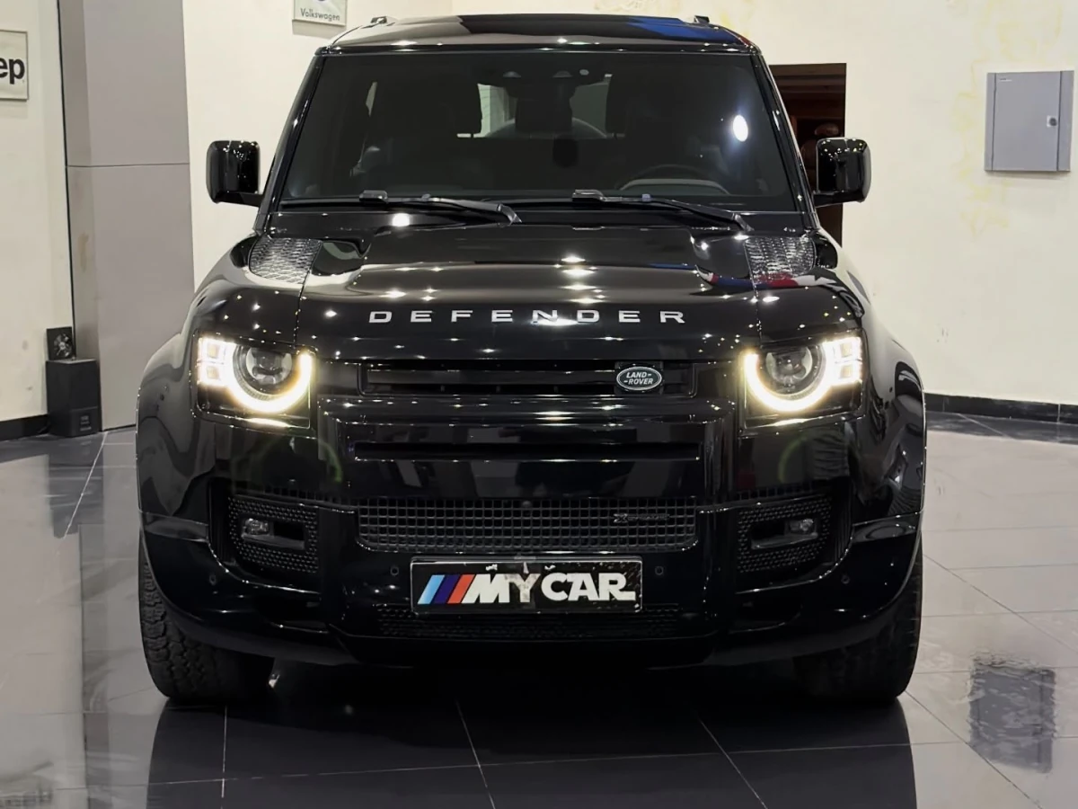 Land Rover Defender 90 3.0i6 X-Dynamic SE 2023