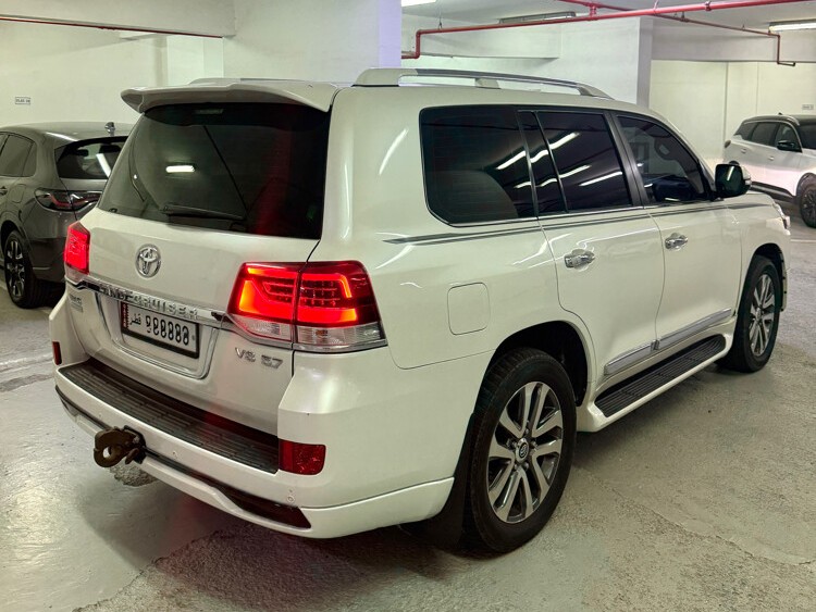 Toyota Land Cruiser VX.S 2017 - Image 4