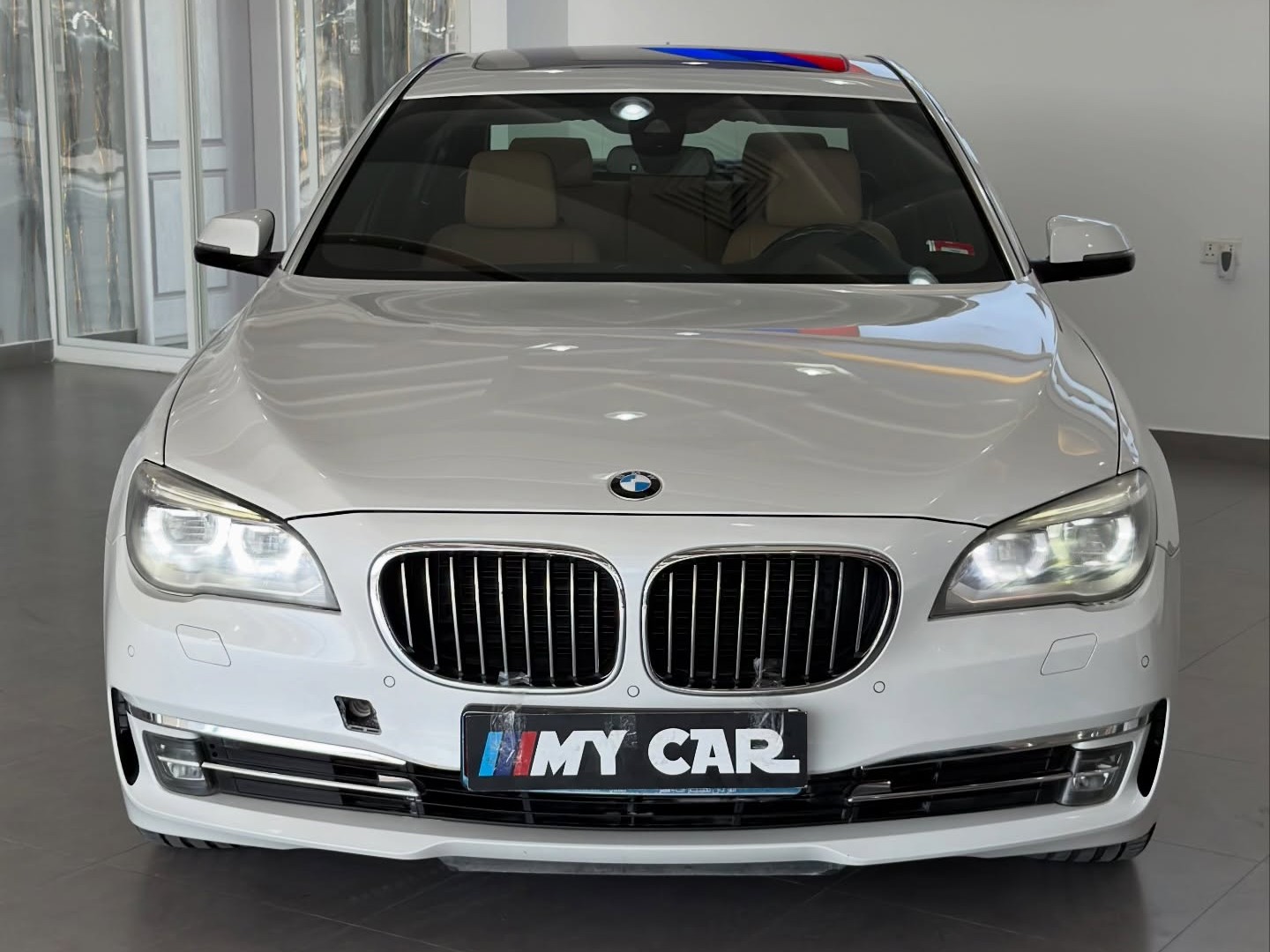 BMW 7-Series 730 Li 2015