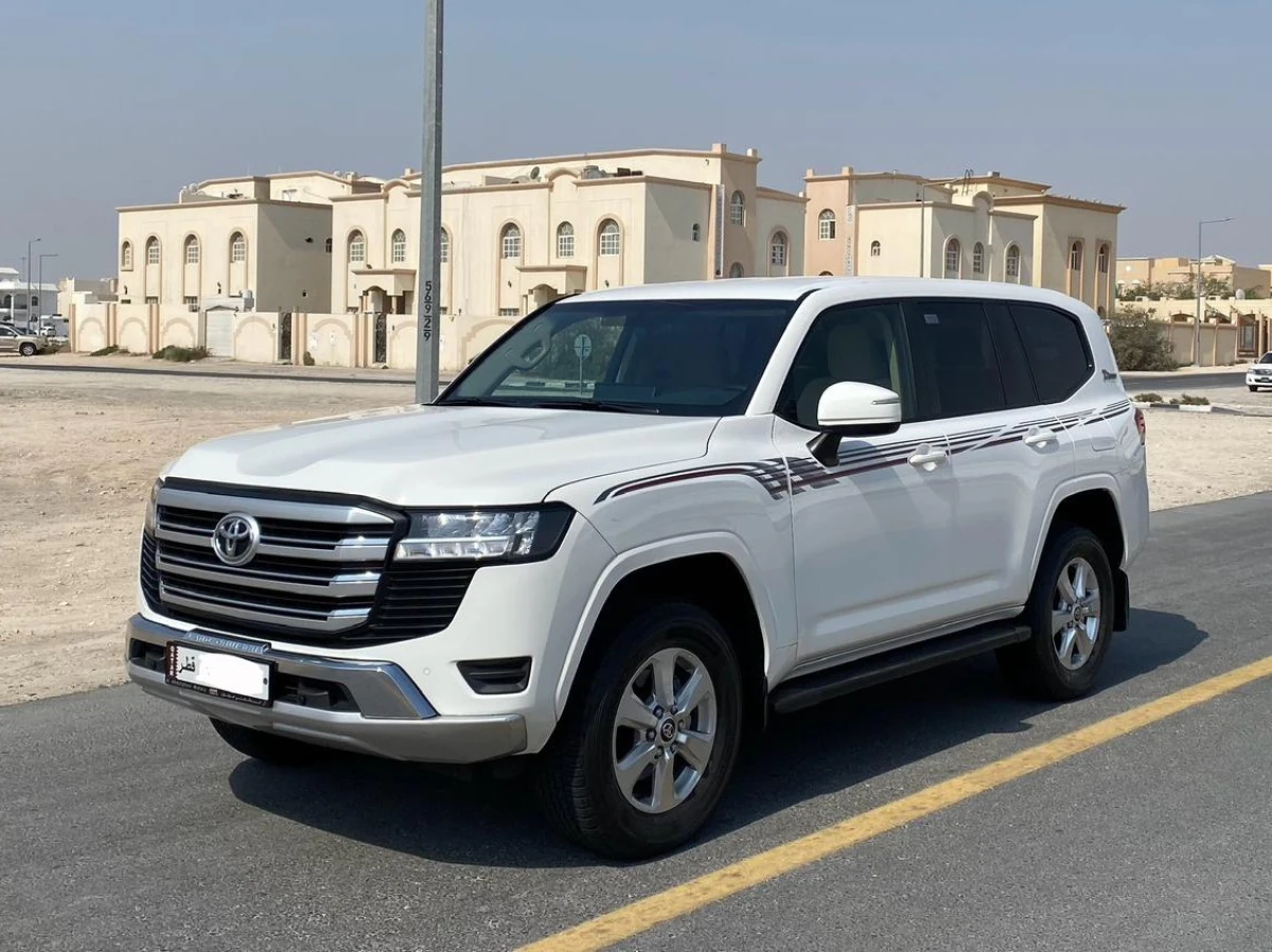 Toyota Land Cruiser GXR v6 2022