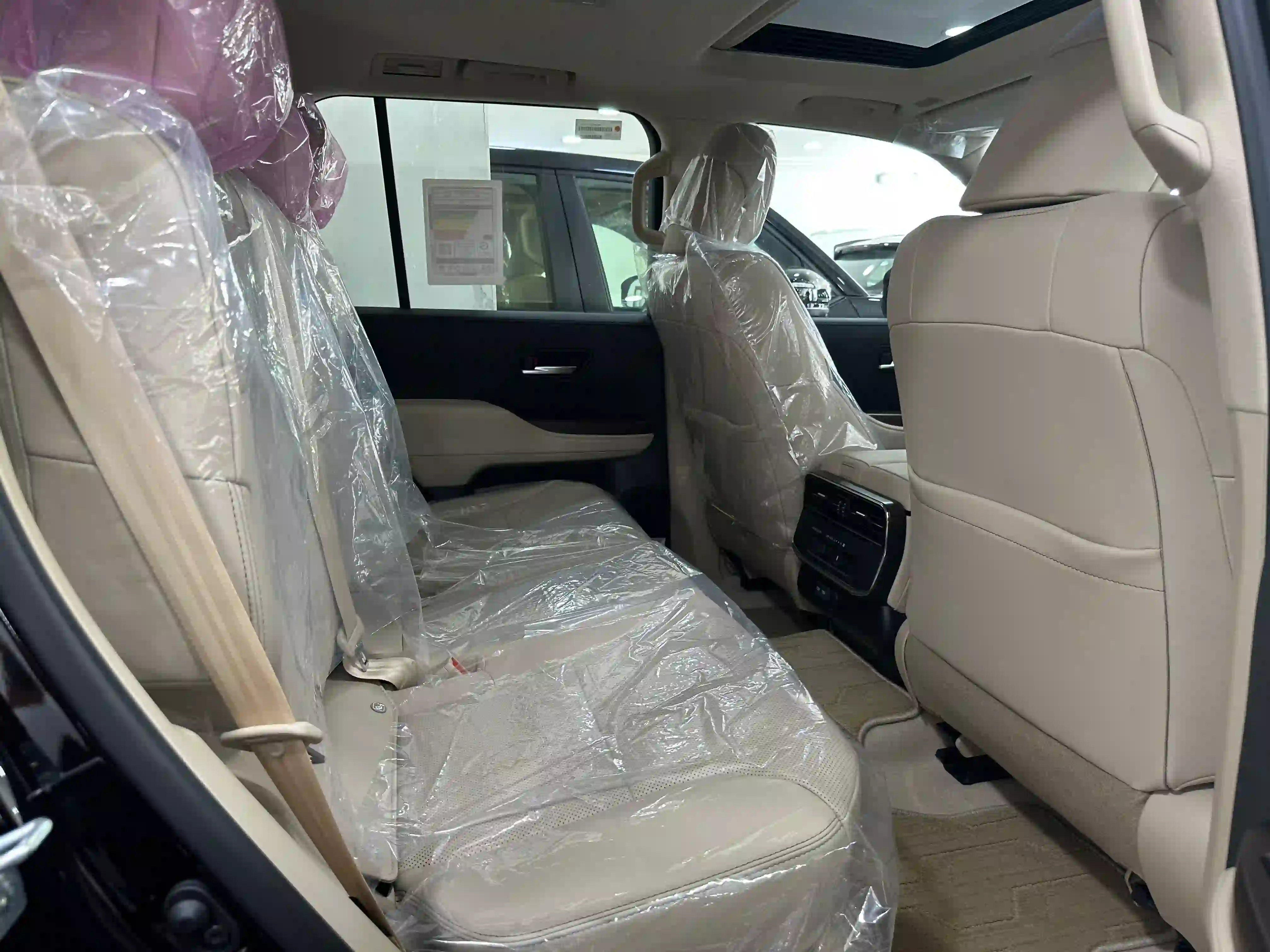Toyota Land Cruiser GX.R 2026 - Image 3