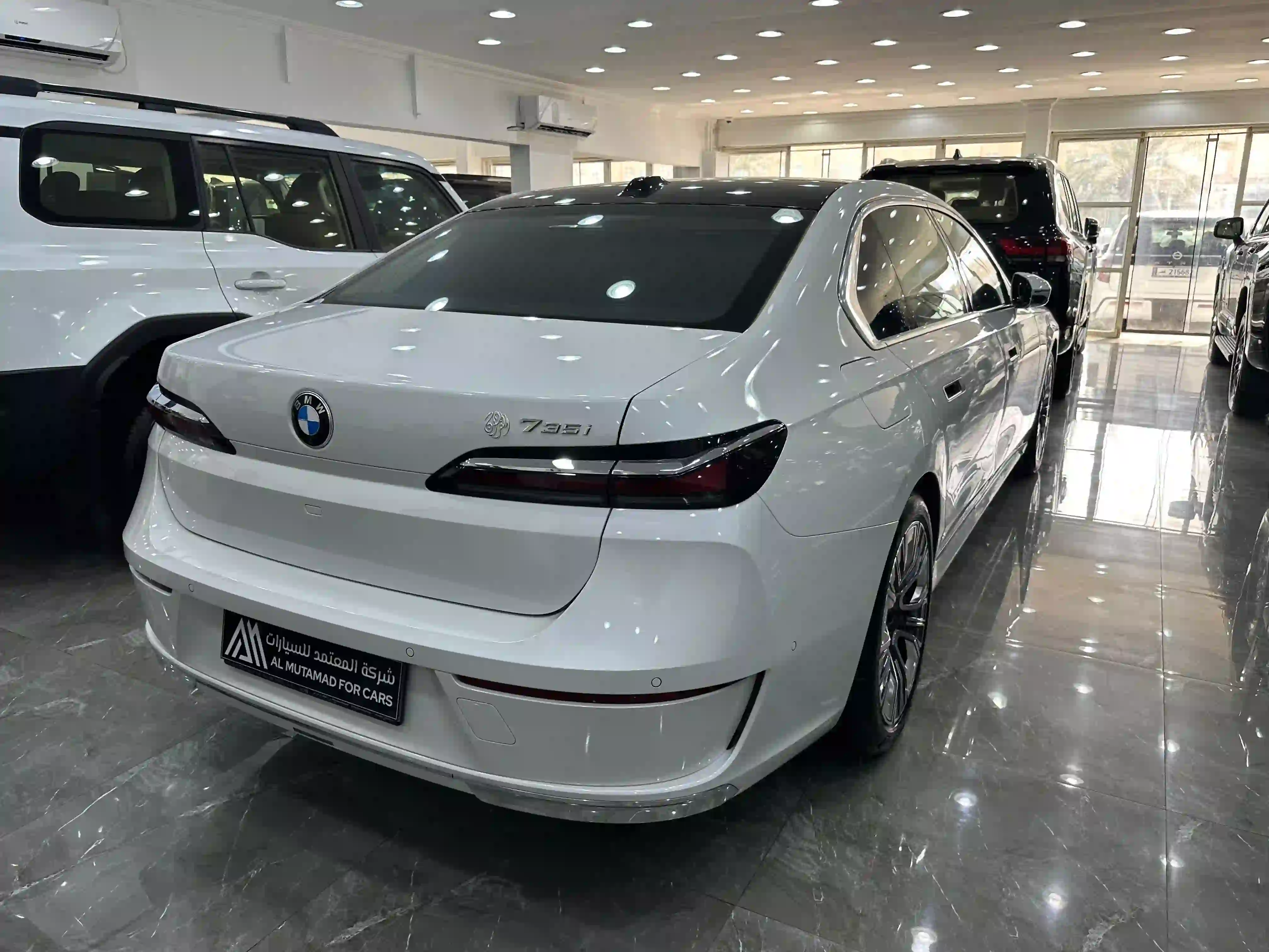 BMW 7-Series 735i 2026 - Image 4