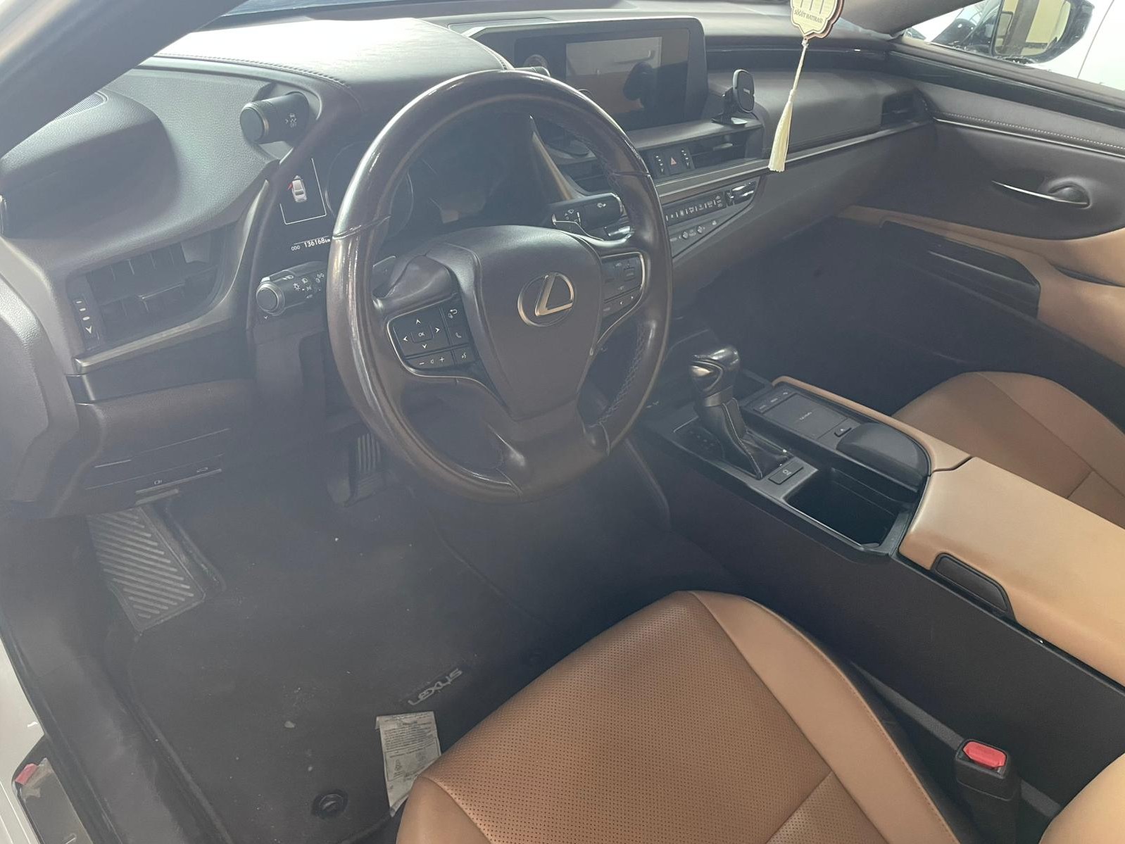 Lexus ES 350 2020 - Image 4