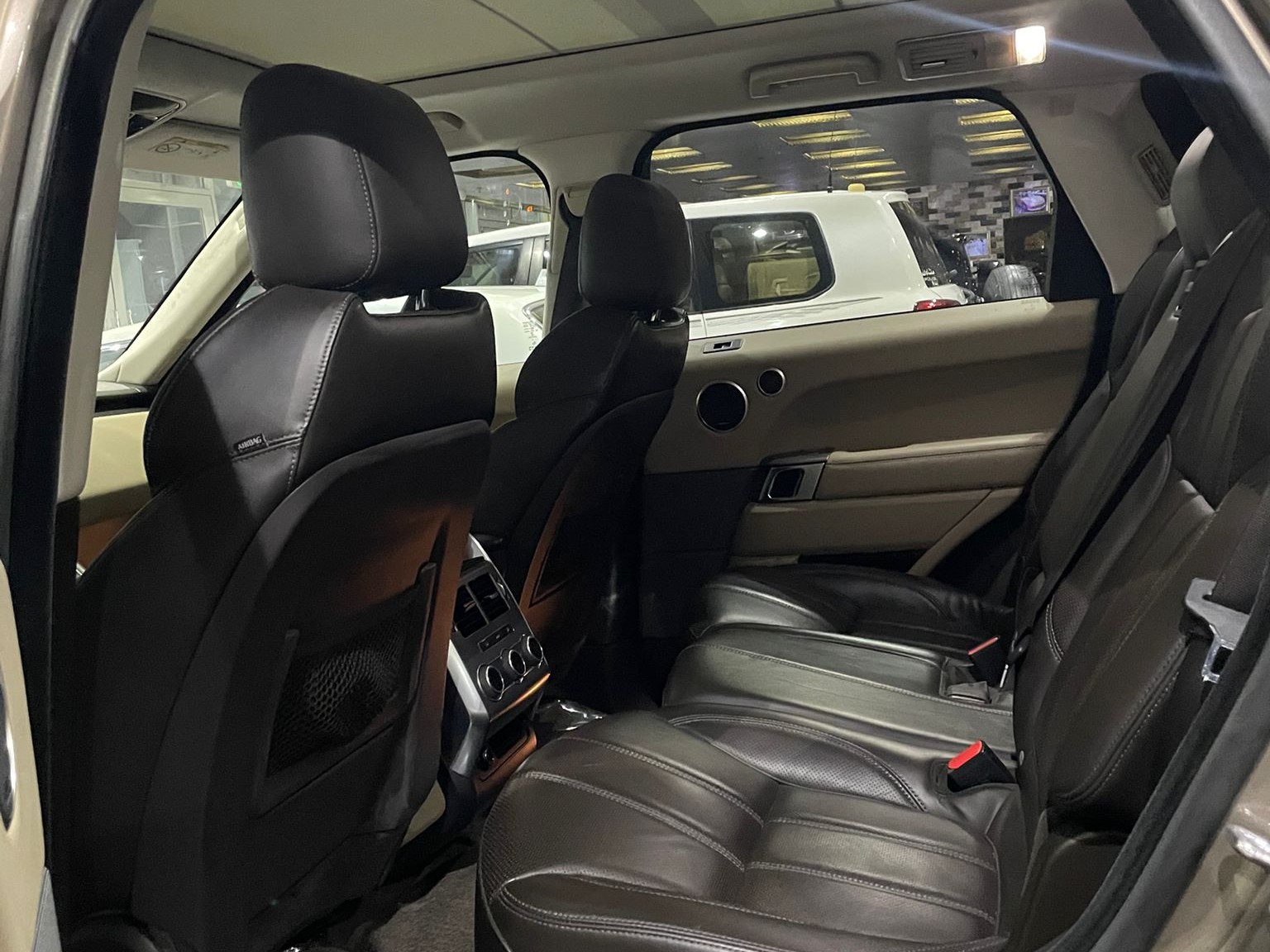 Land Rover Range Rover Sport 2016 - Image 2