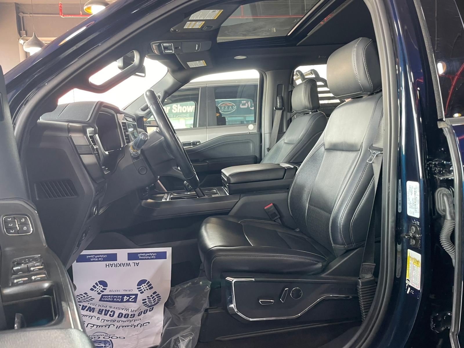 Ford F-150 Lariat 2024 - Image 2