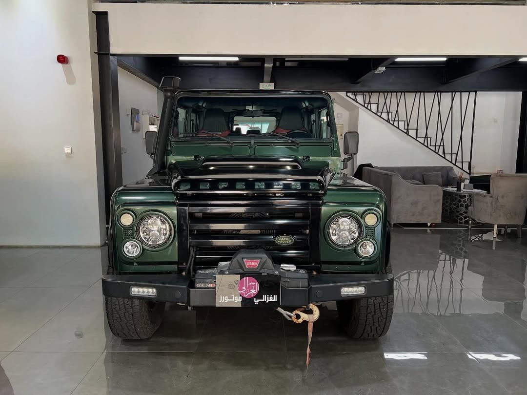 Land Rover Defender 110 2015