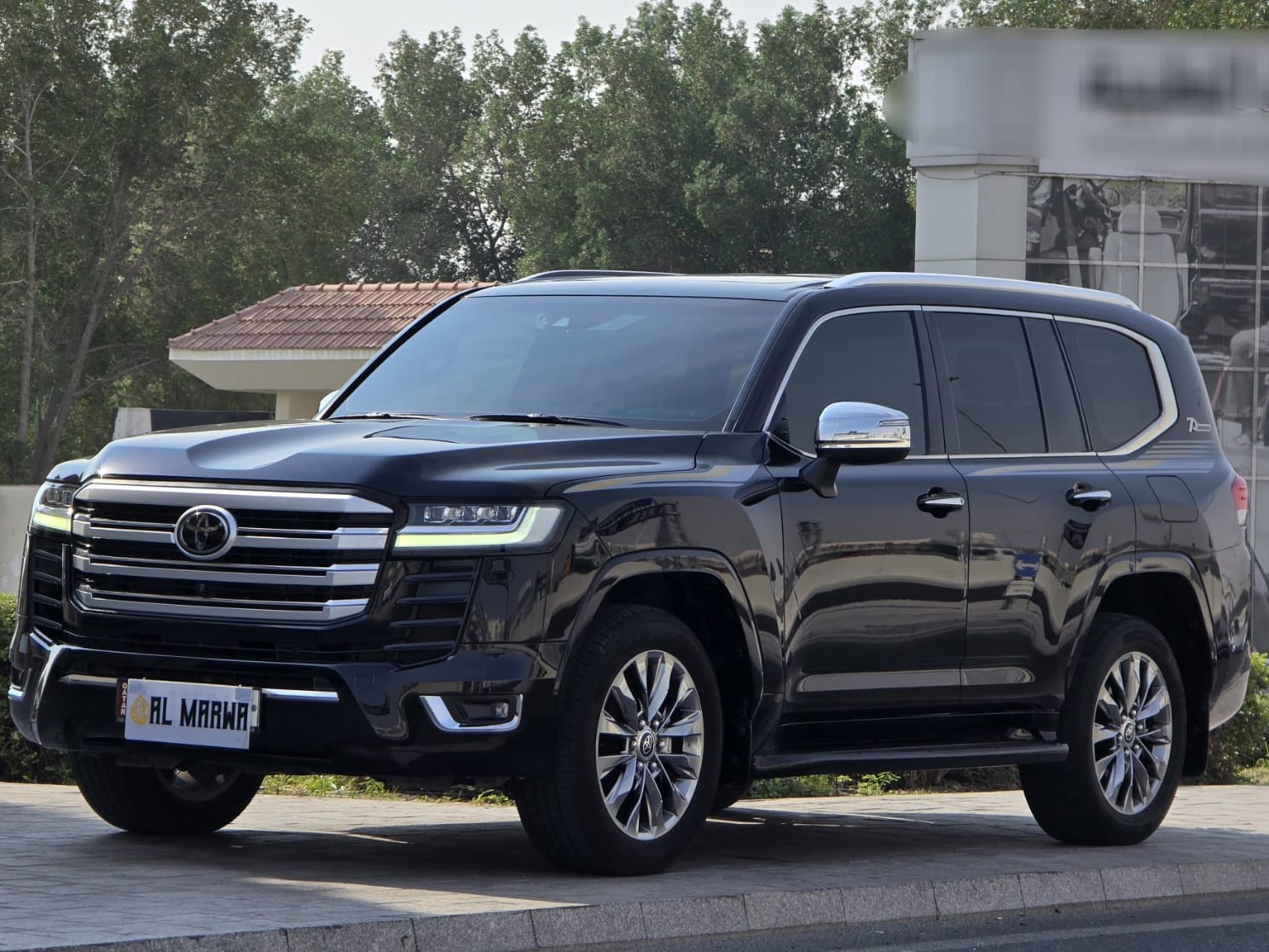 Toyota Land Cruiser VXR Twin Turbo 2022 - Image 2