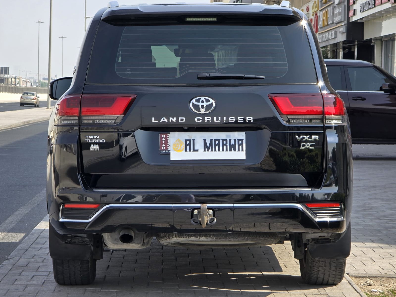Toyota Land Cruiser VXR Twin Turbo 2022 - Image 3