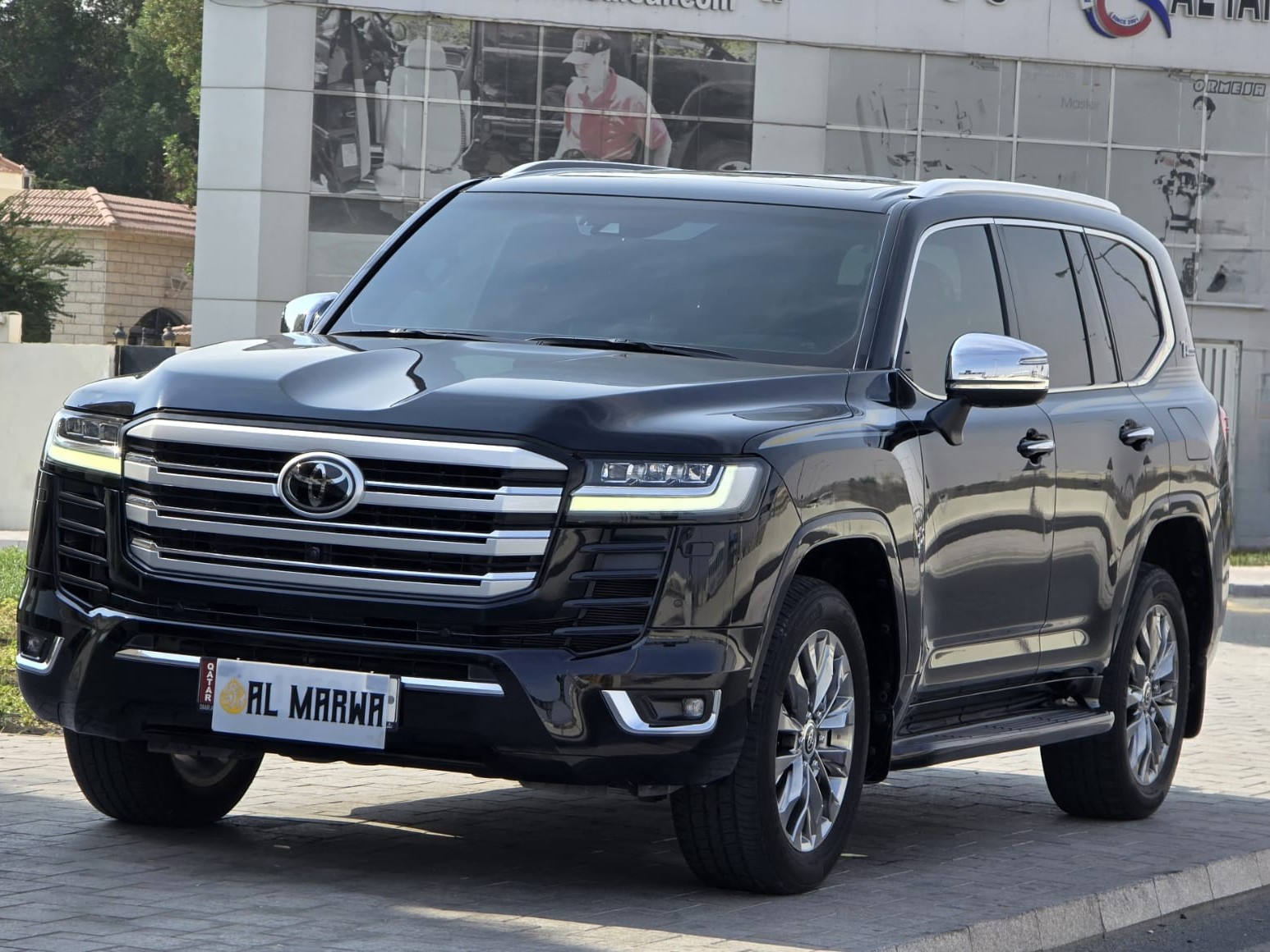 Toyota Land Cruiser VXR Twin Turbo 2022 - Image 4