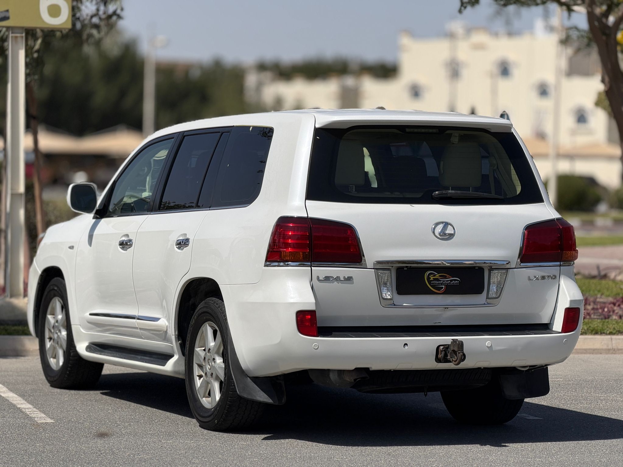 Lexus LX 570 2009 - Image 4