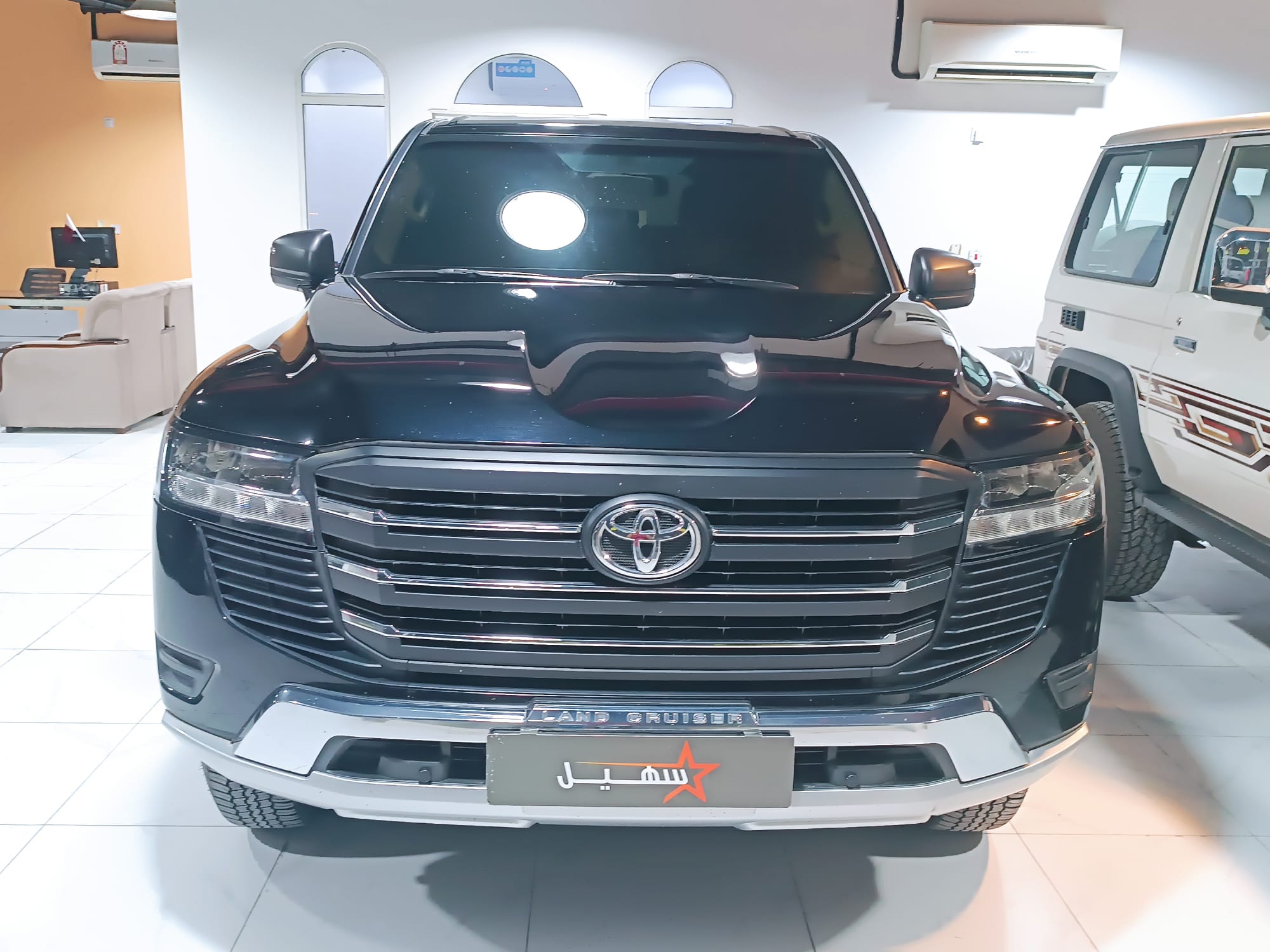 Toyota Land Cruiser Standard 2024