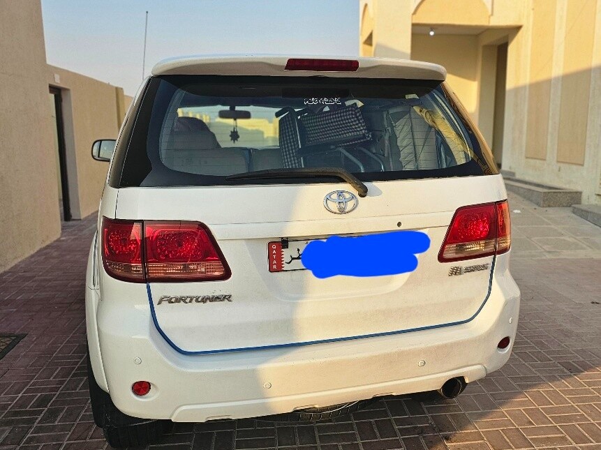 Toyota Fortuner 2007 - Image 4