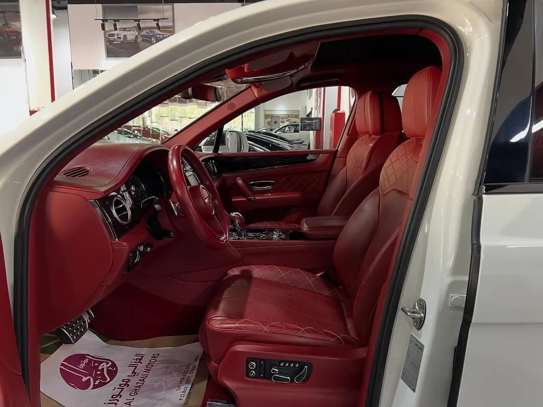 Bentley Bentayga 2018 - Image 4