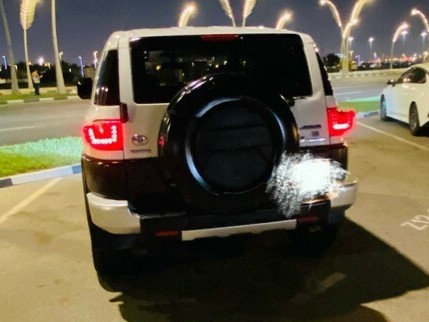 Toyota FJ Cruiser 2013 - Image 2