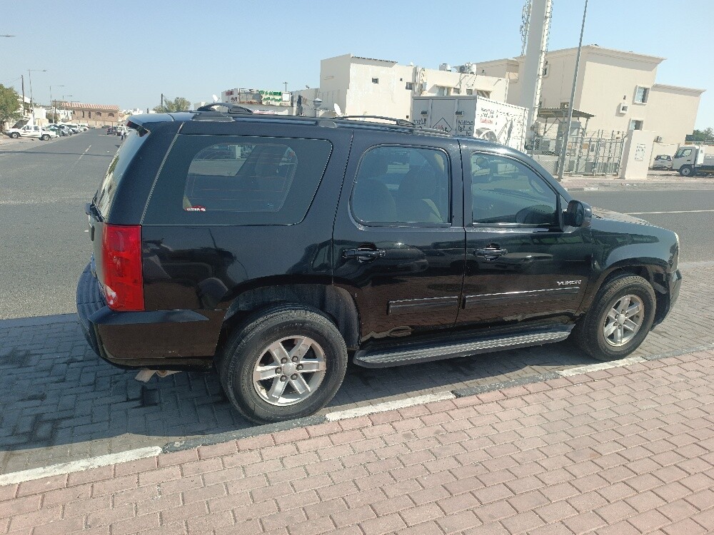 GMC Yukon Standard 2012 - Image 3