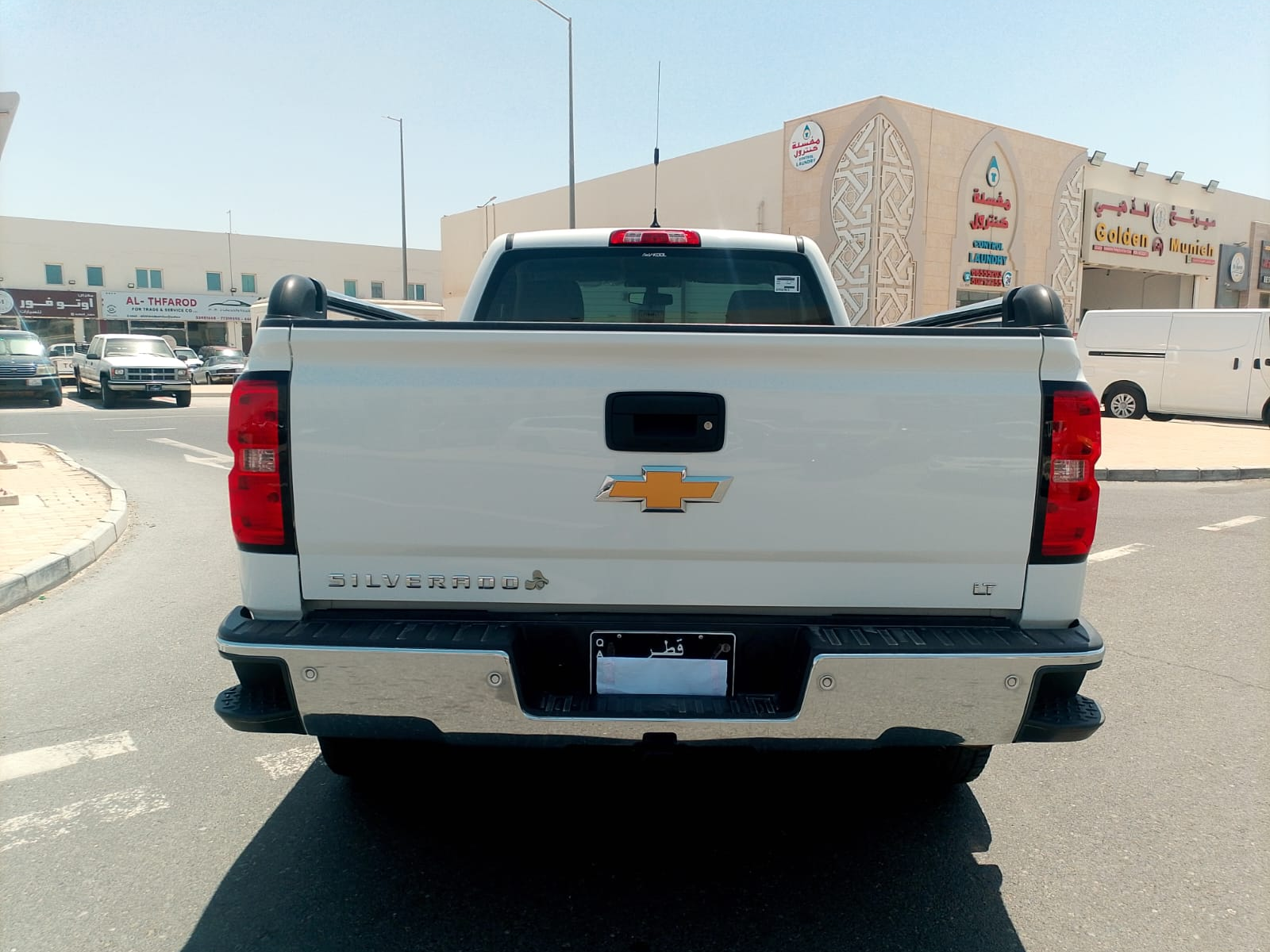 Chevrolet Silverado - Image 4