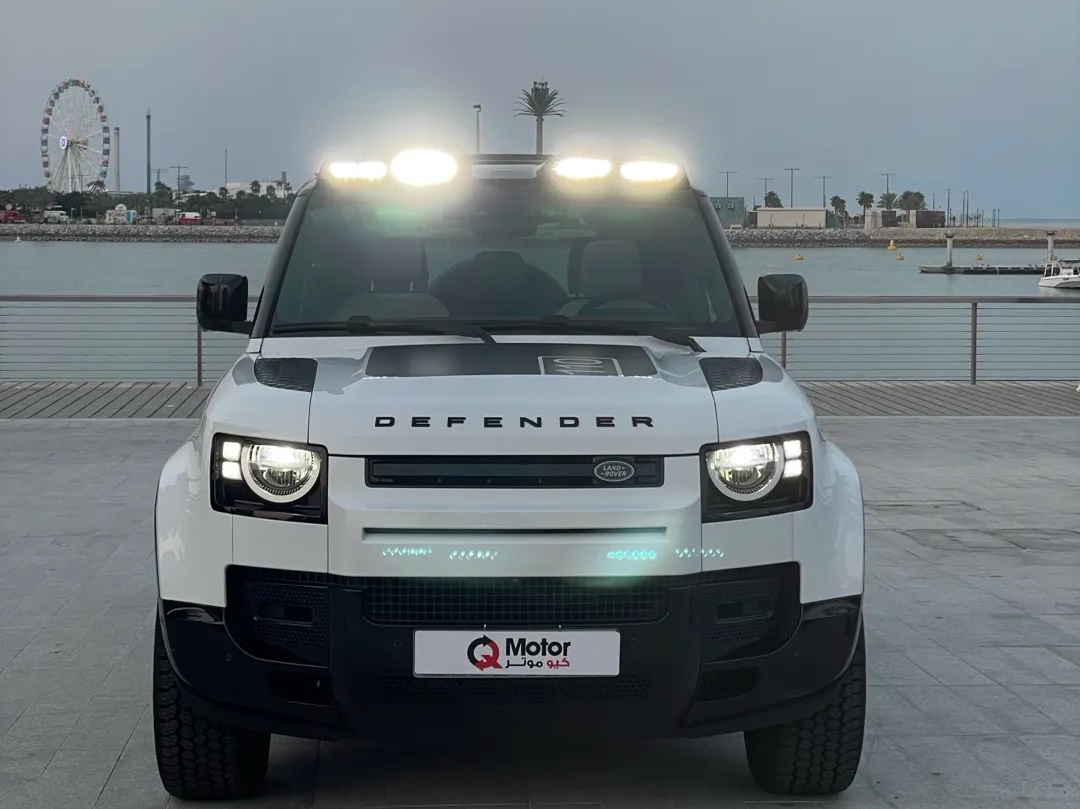 Land Rover Defender 110 S 2025 - Image 2