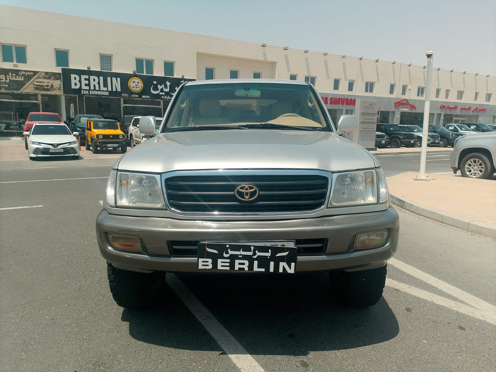 Toyota Land Cruiser - Image 4