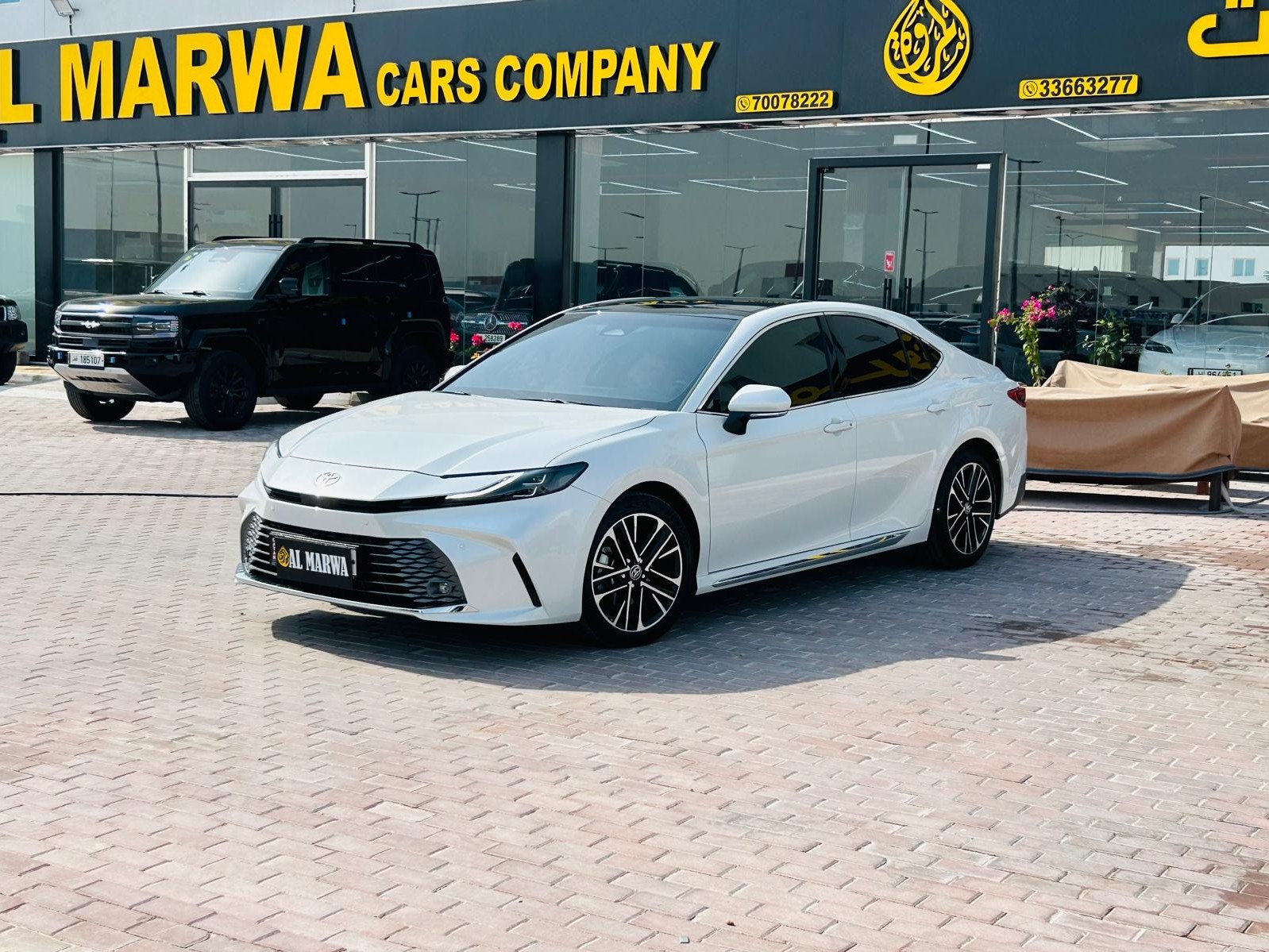 Toyota Camry GLE 2025