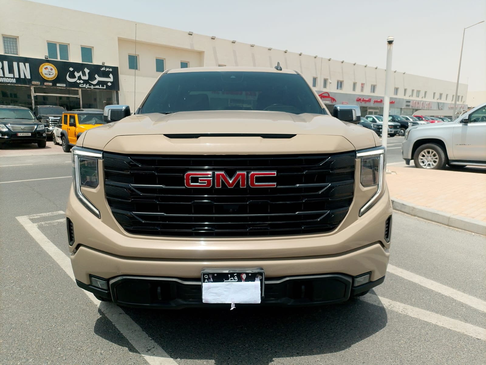 GMC Sierra - Image 4