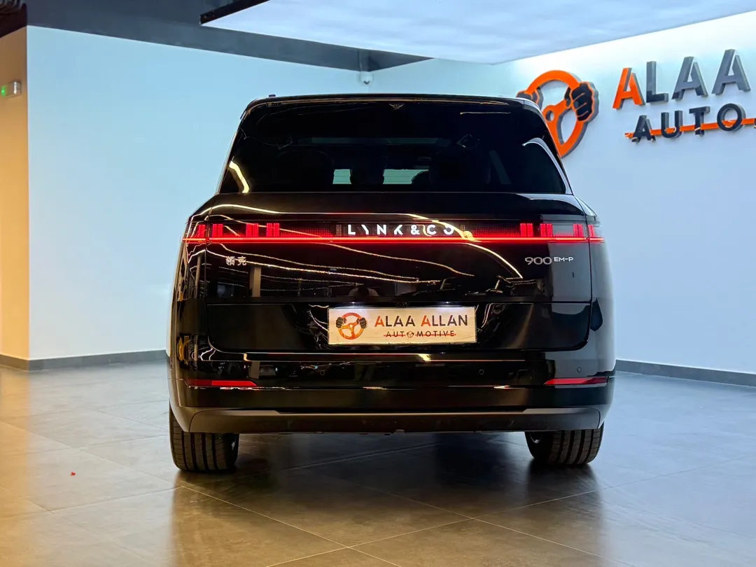 Lynk & Co 900 Ultra PHEV 2025 - Image 2