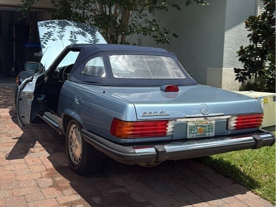 Mercedes-Benz SL-Class 560 1987 - Image 3