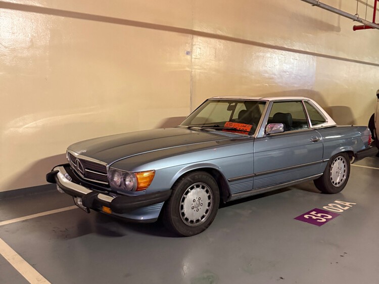 Mercedes-Benz SL-Class 560 1987 - Image 4