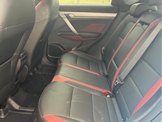 Geely  Coolray 2023 - Image 4