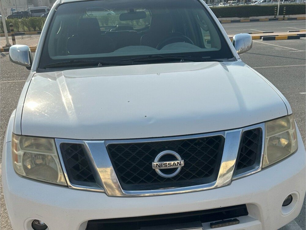 Nissan Pathfinder SE 2008