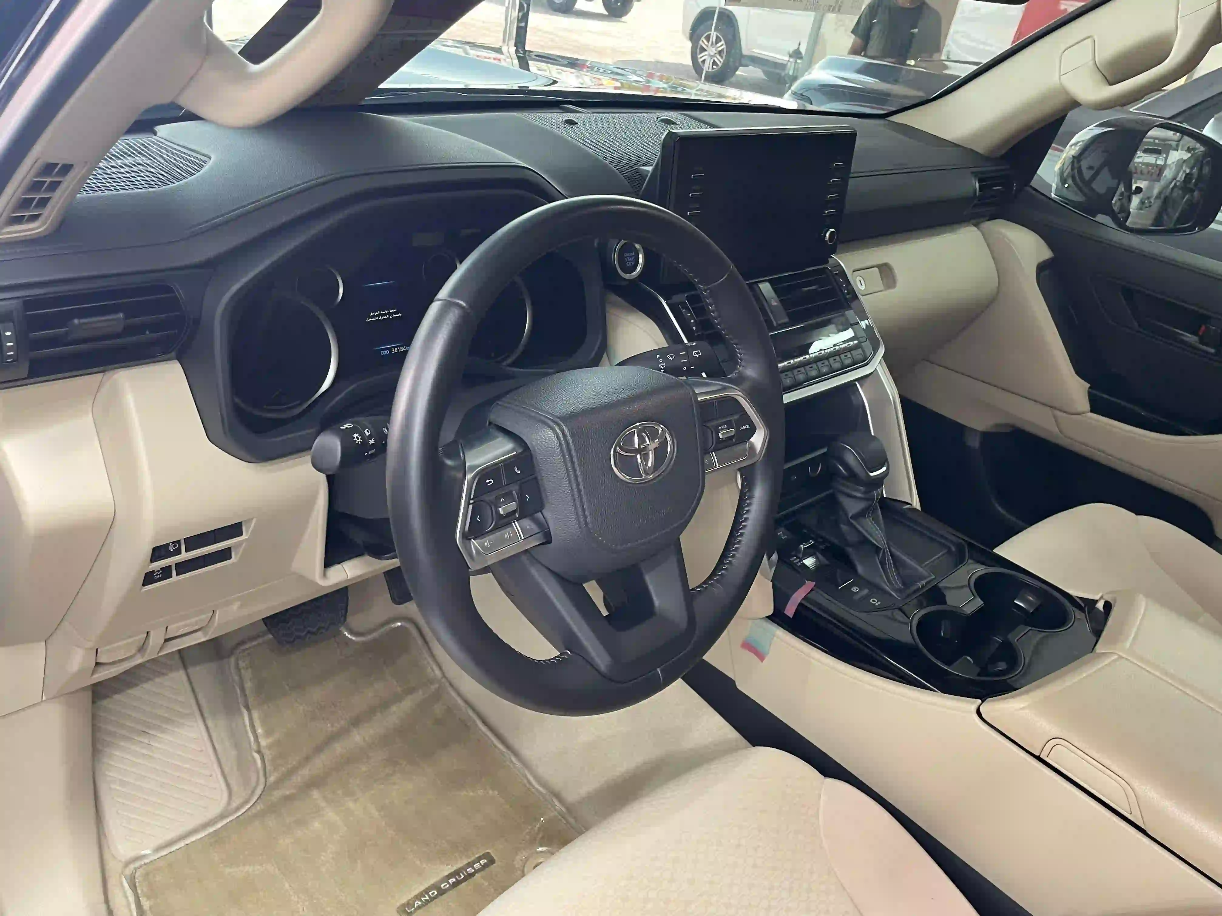 Toyota Land Cruiser GX 2024 - Image 4