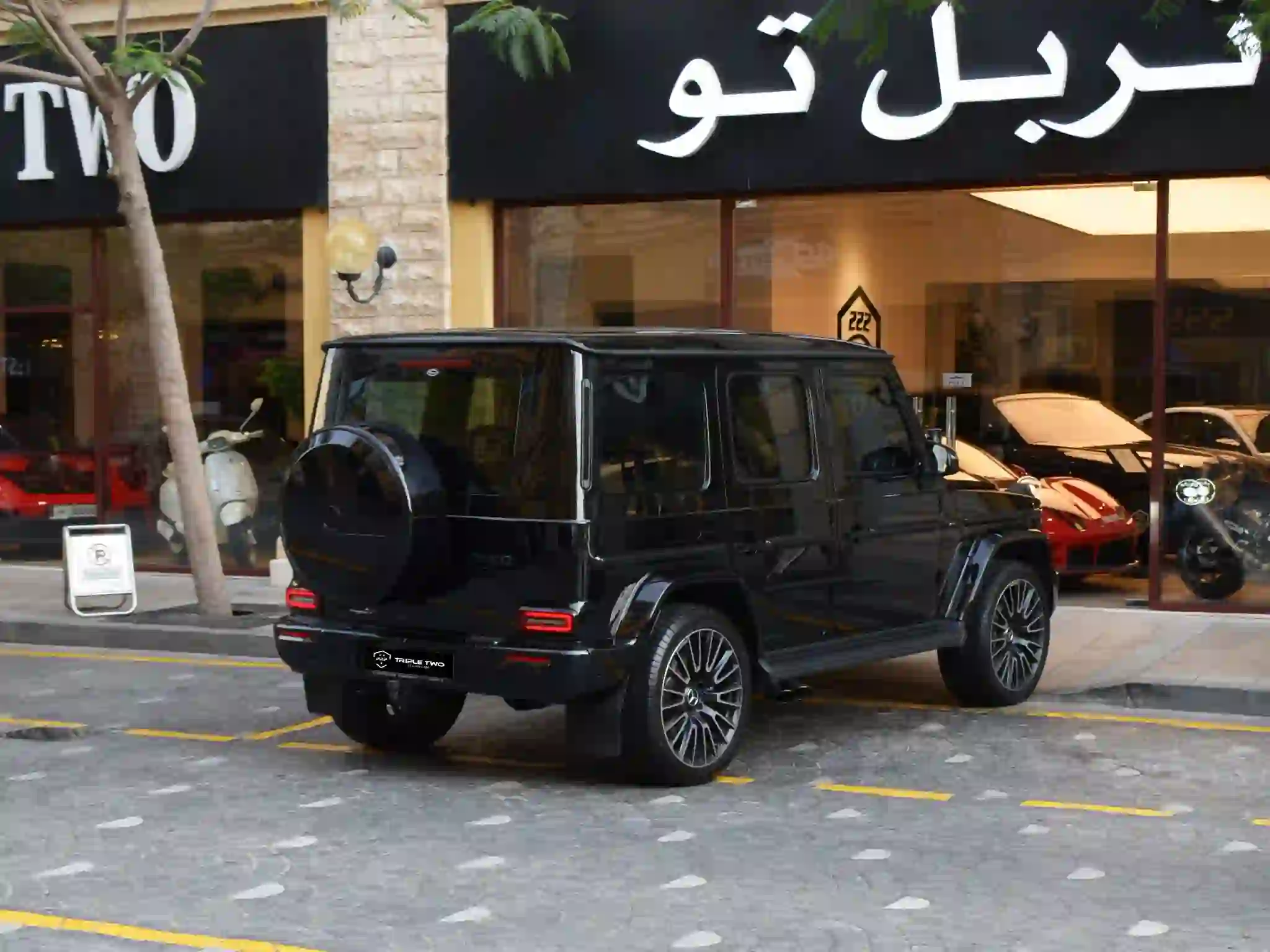 Mercedes-Benz G-Class 63 AMG 2025 - Image 2