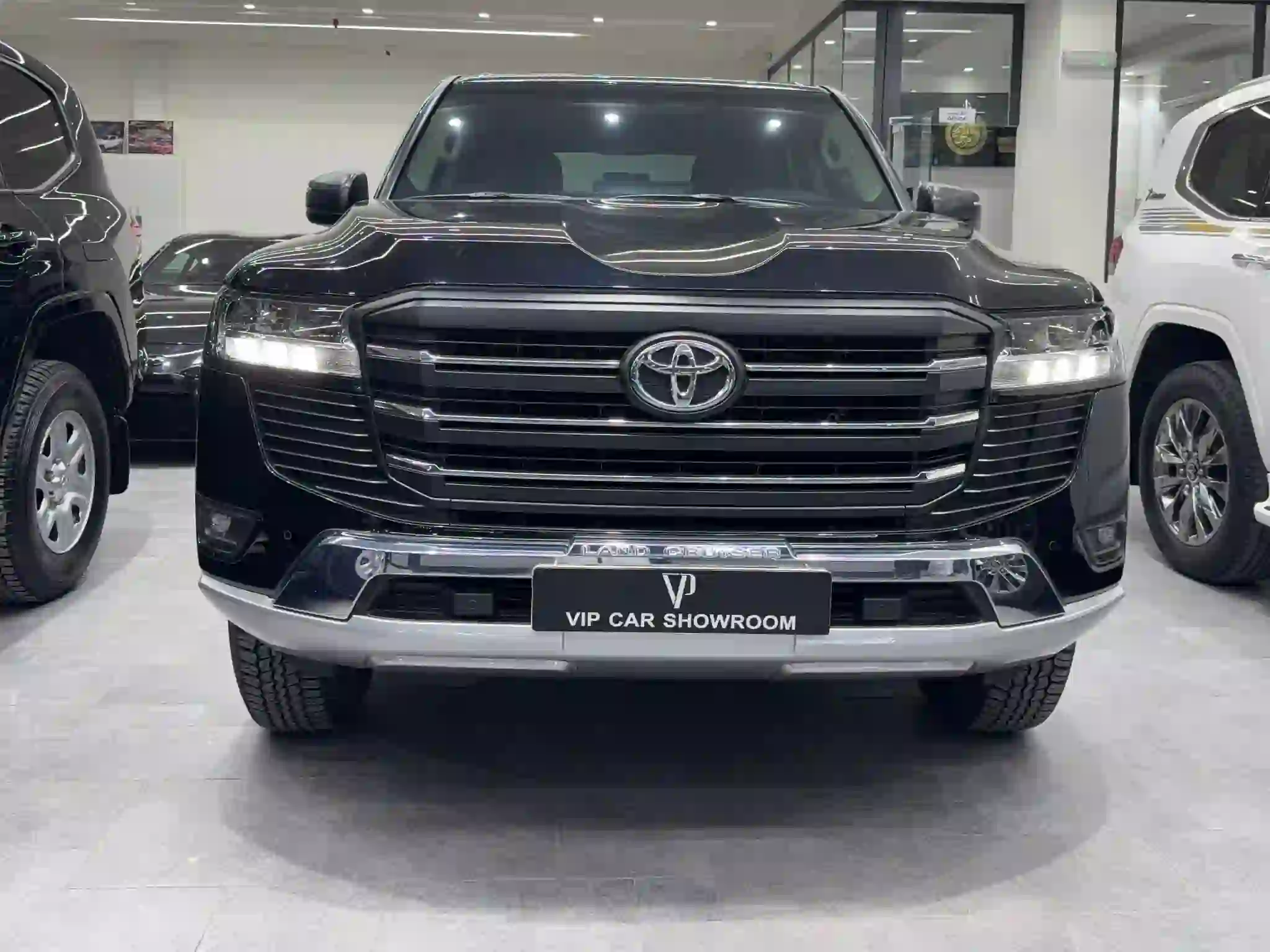 Toyota Land Cruiser GX 2025 - Image 2