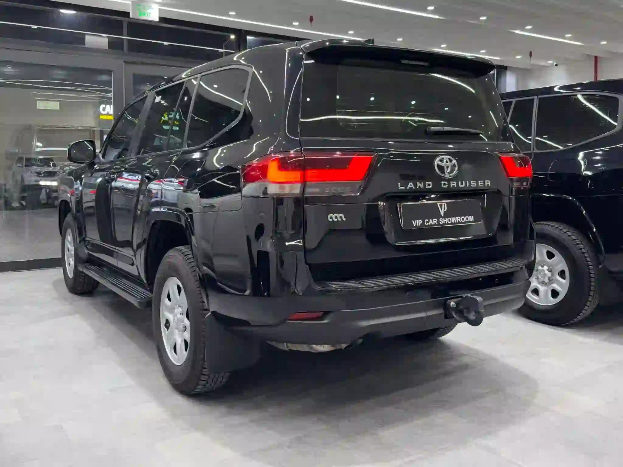 Toyota Land Cruiser GX 2025 - Image 4