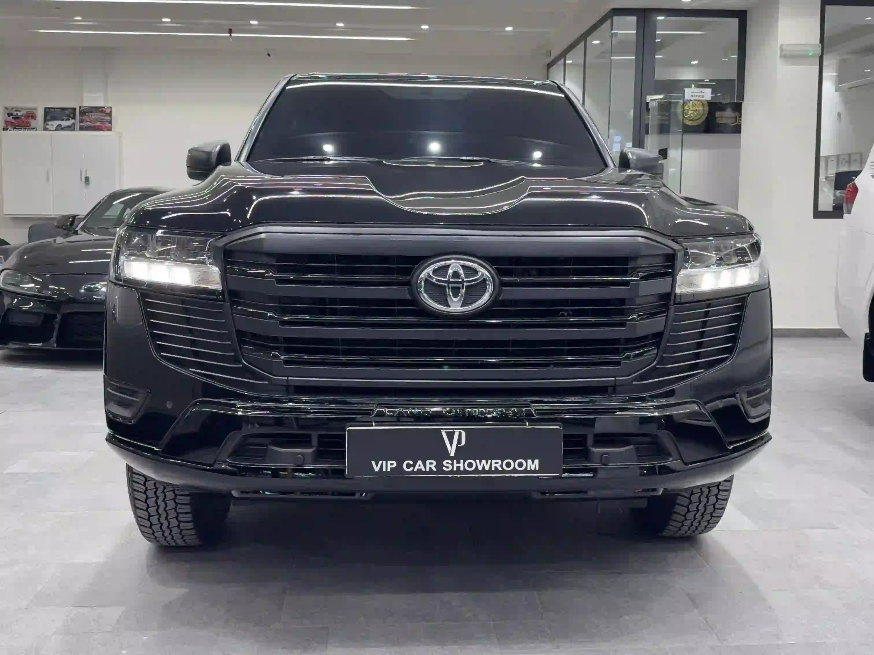Toyota Land Cruiser GX 2024 - Image 2