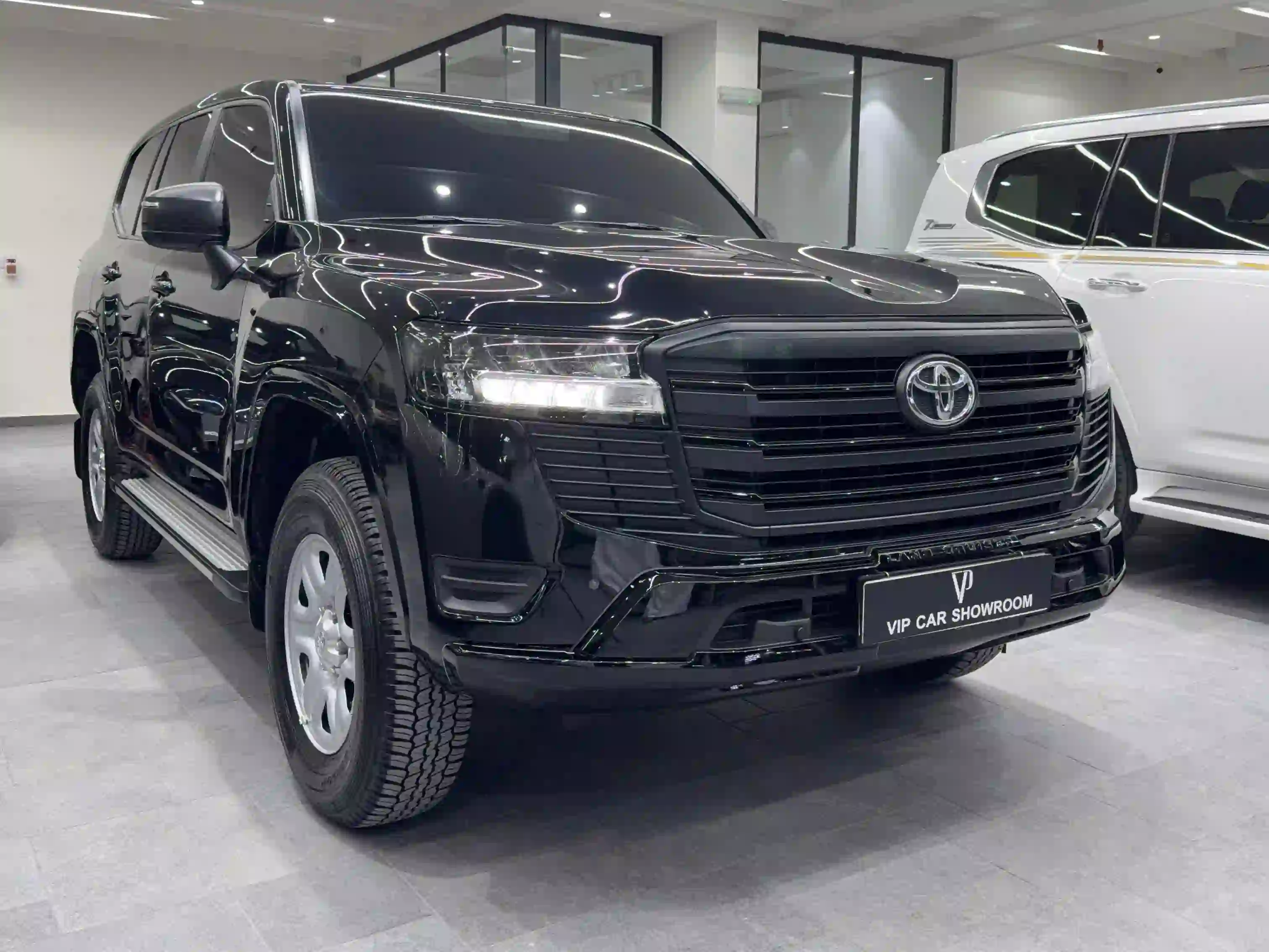 Toyota Land Cruiser GX 2024 - Image 3