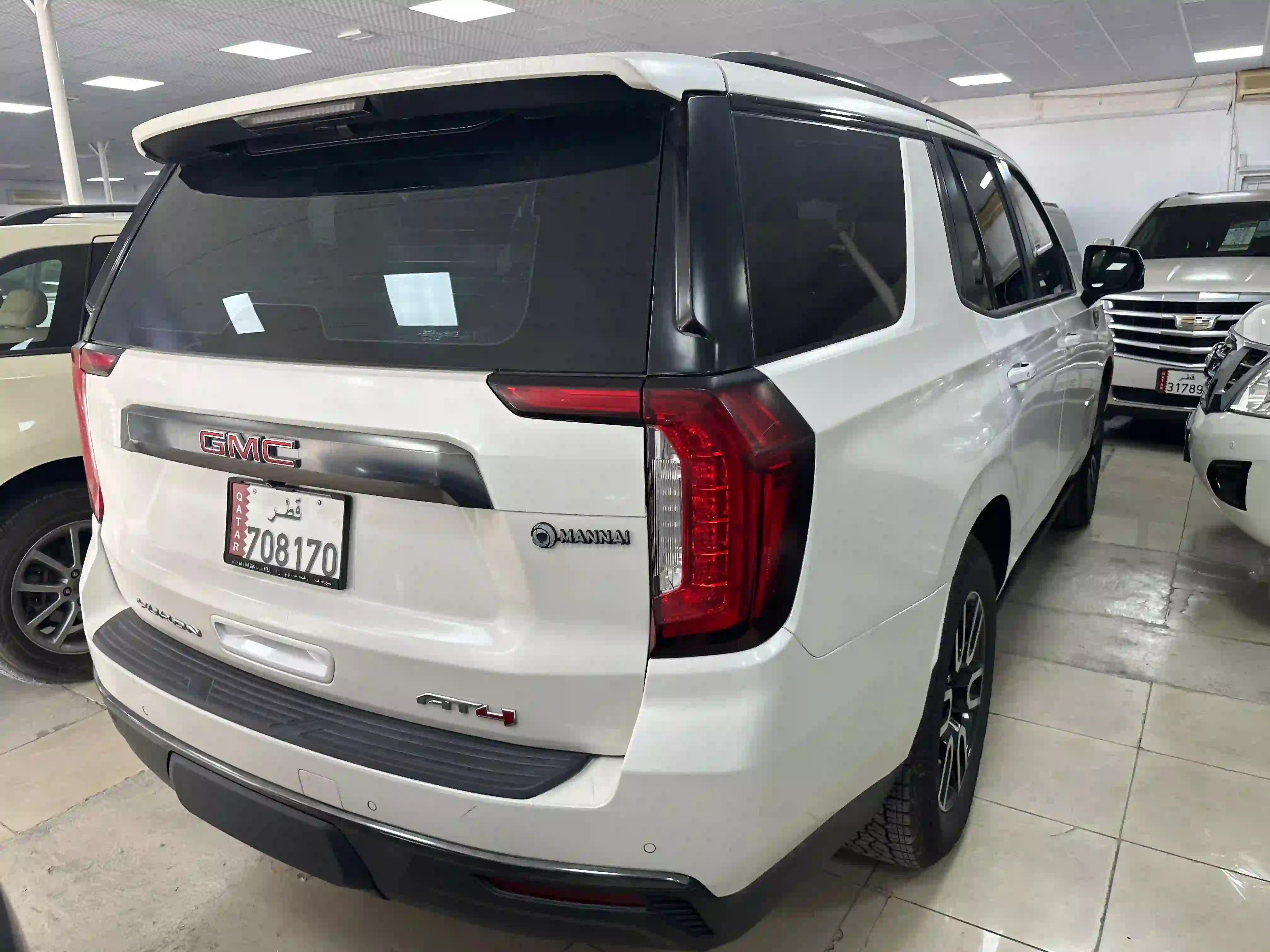 GMC Yukon AT4 2021 - Image 4