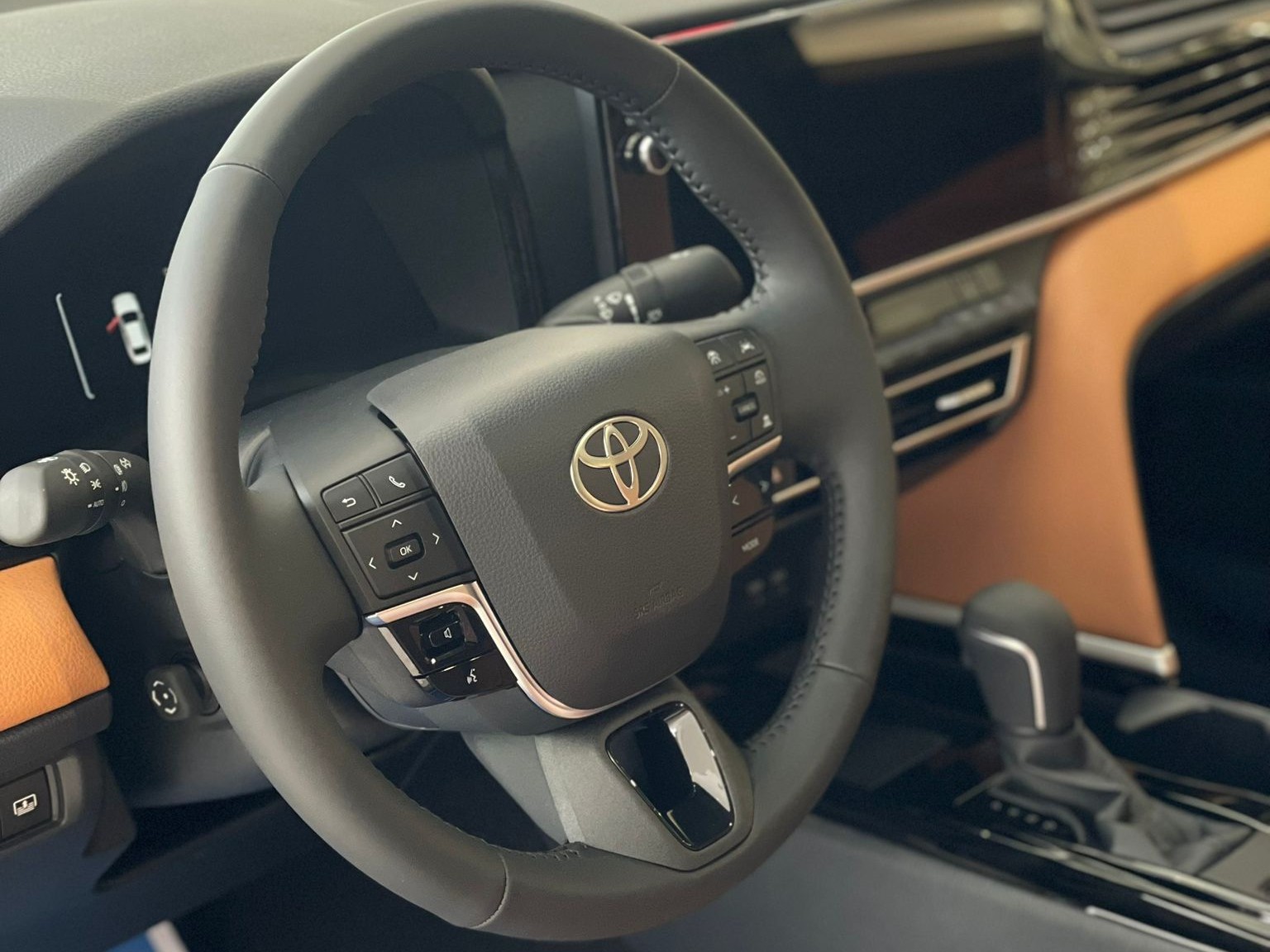Toyota Camry GLE 2026 - Image 2