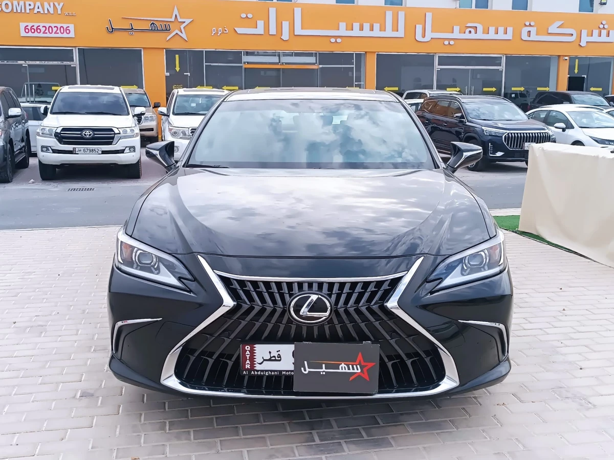 Lexus ES 300h 2023