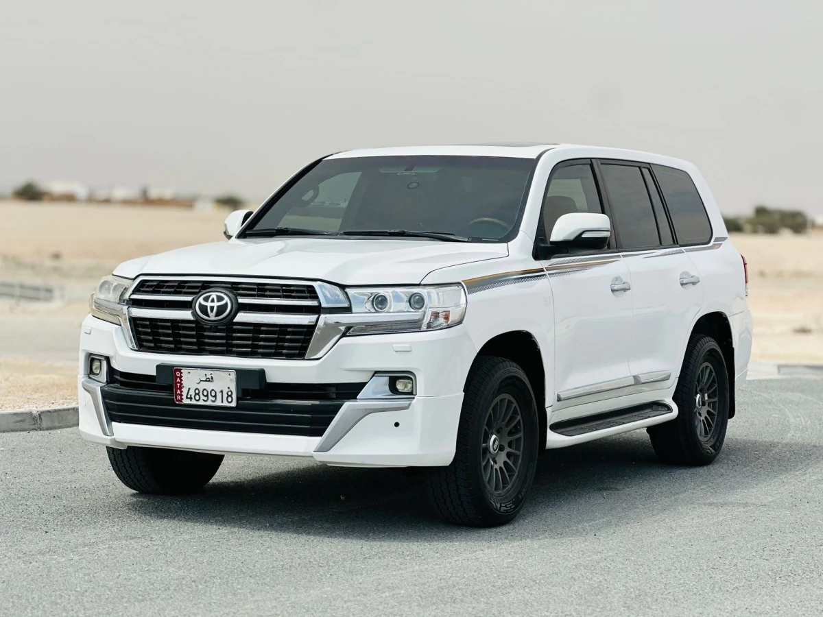 Toyota Land Cruiser GXR v8 2012