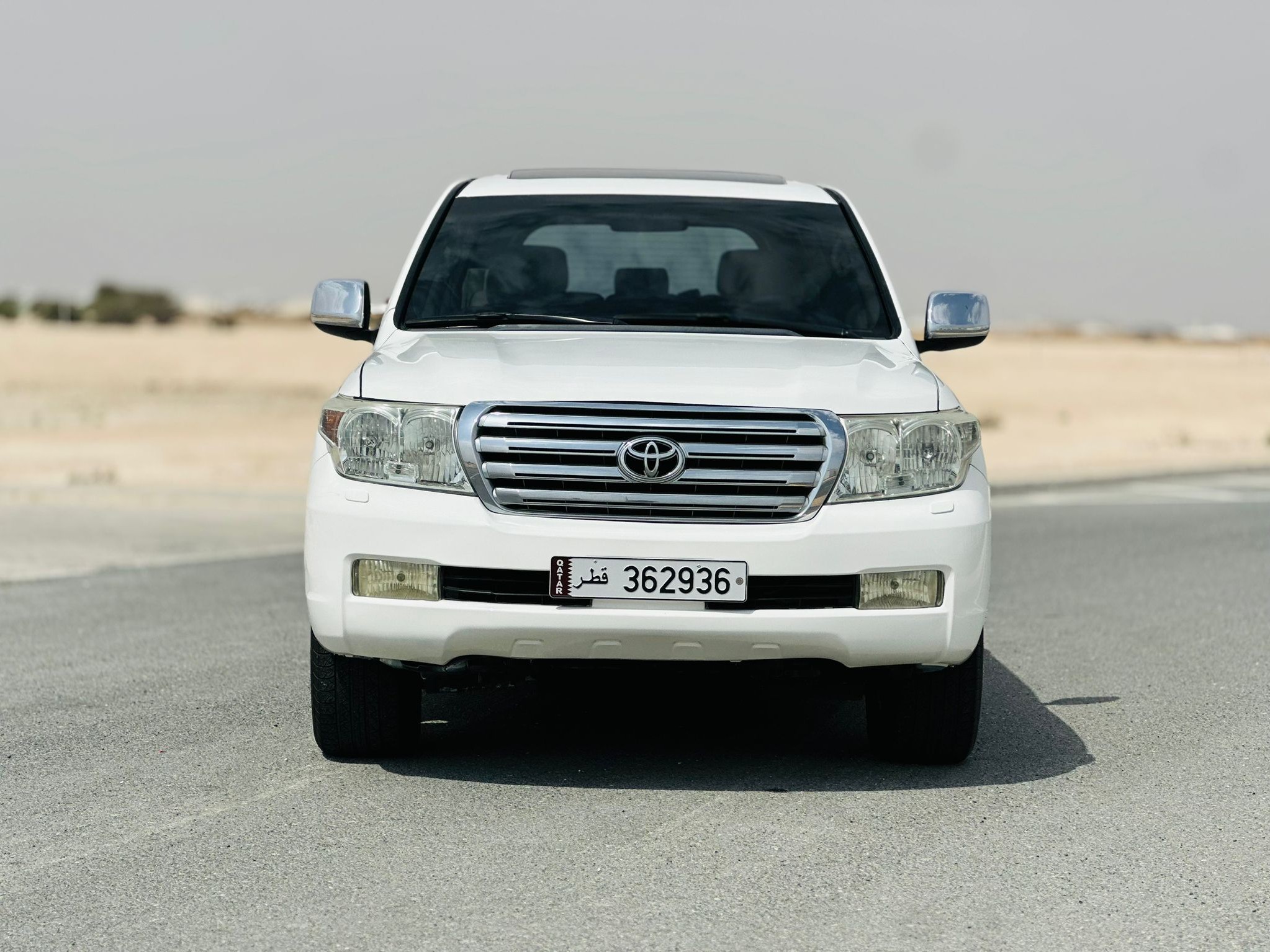 Toyota Land Cruiser GXR v8 2009 - Image 2